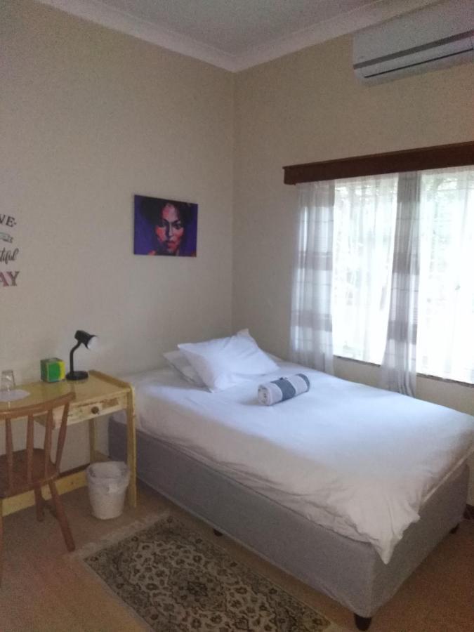 Xenia Bed&Breakfast Windhoek Exterior foto