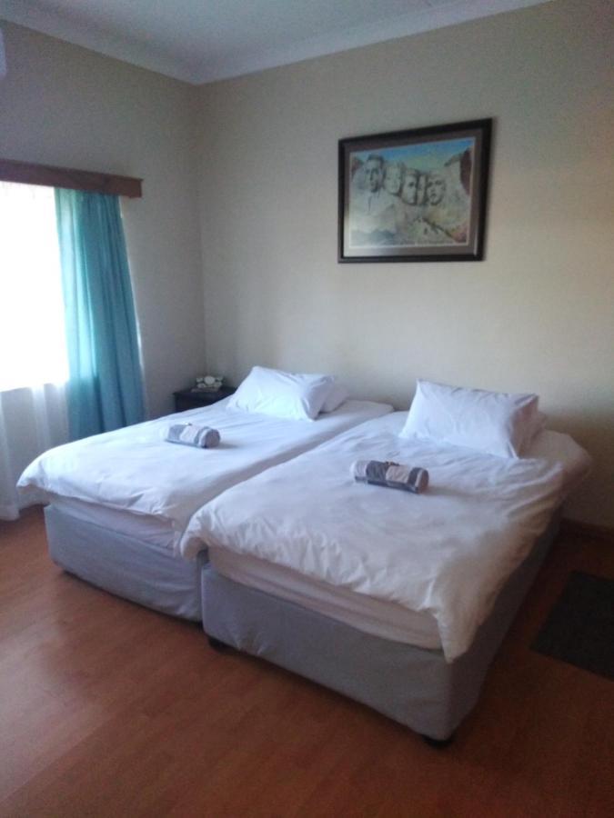 Xenia Bed&Breakfast Windhoek Exterior foto