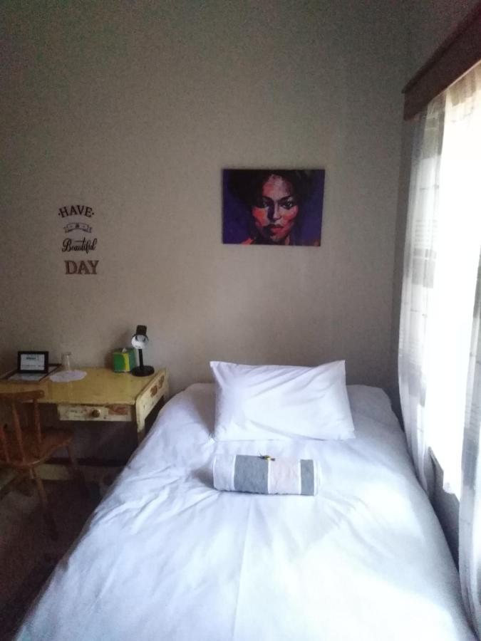 Xenia Bed&Breakfast Windhoek Exterior foto