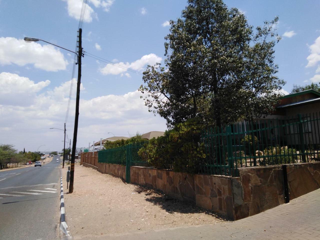 Xenia Bed&Breakfast Windhoek Exterior foto