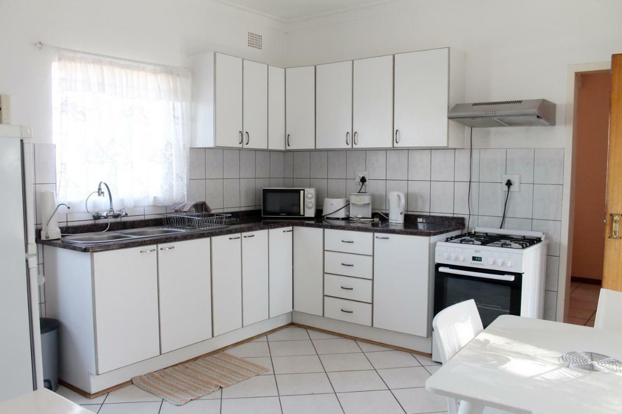 Xenia Bed&Breakfast Windhoek Exterior foto
